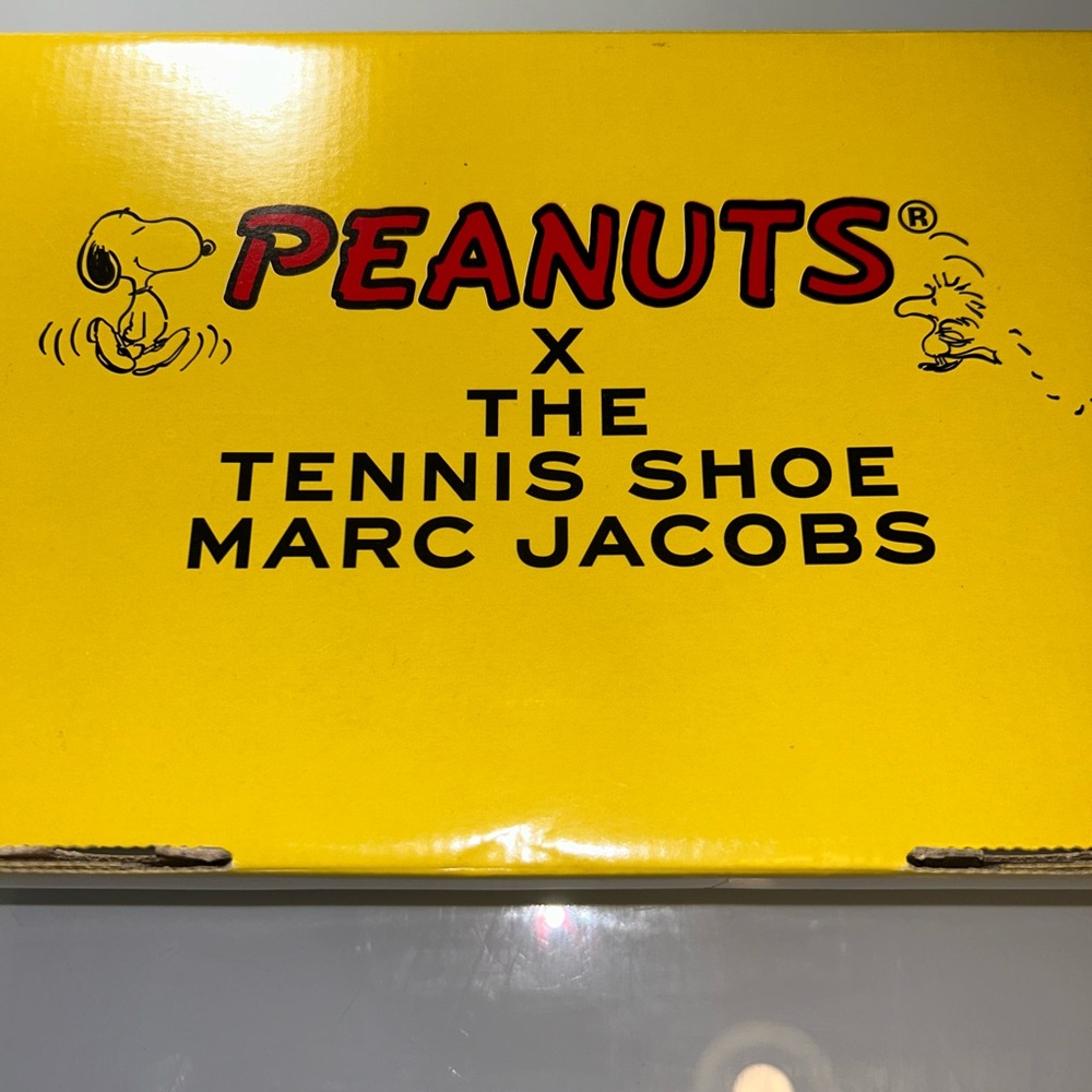 Marc Jacobs Peanuts Tennis Shoe Box - Yellow with Black Label